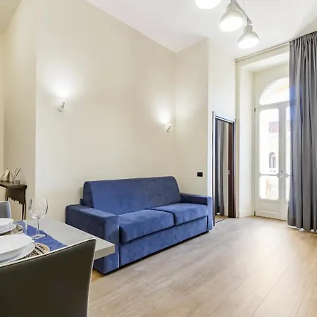 Duomo - Historic Center, View, Comfort & Metro Apartment