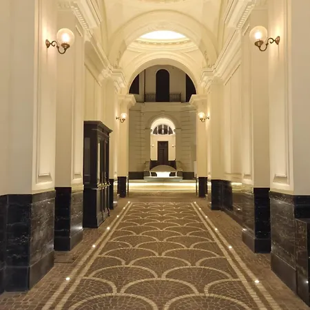 Duomo - Historic Center, View, Comfort & Metro Apartment *